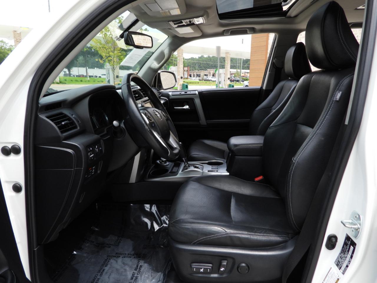 Toyota 4Runner Limited 4WD V6 2017