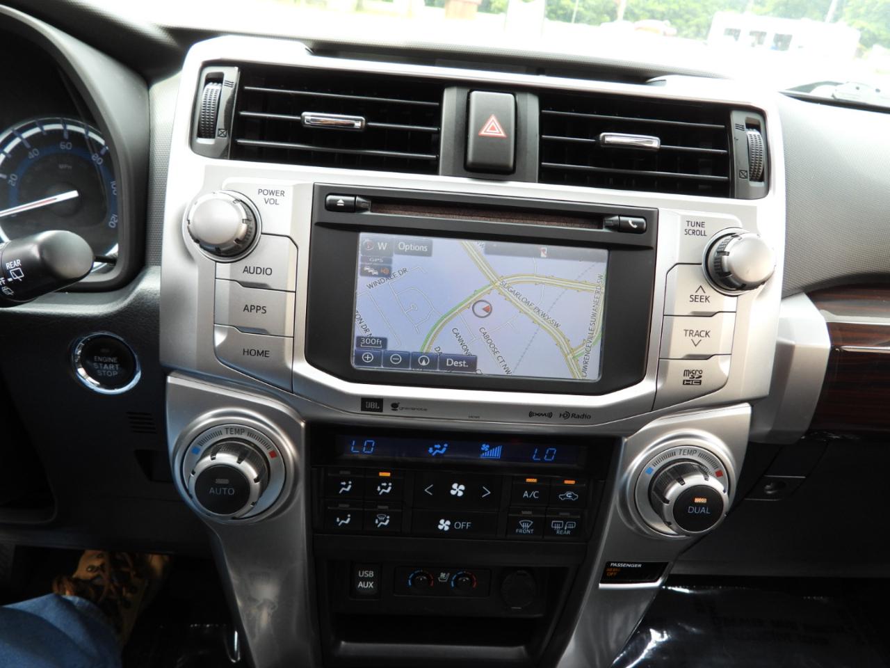 Toyota 4Runner Limited 4WD V6 2017