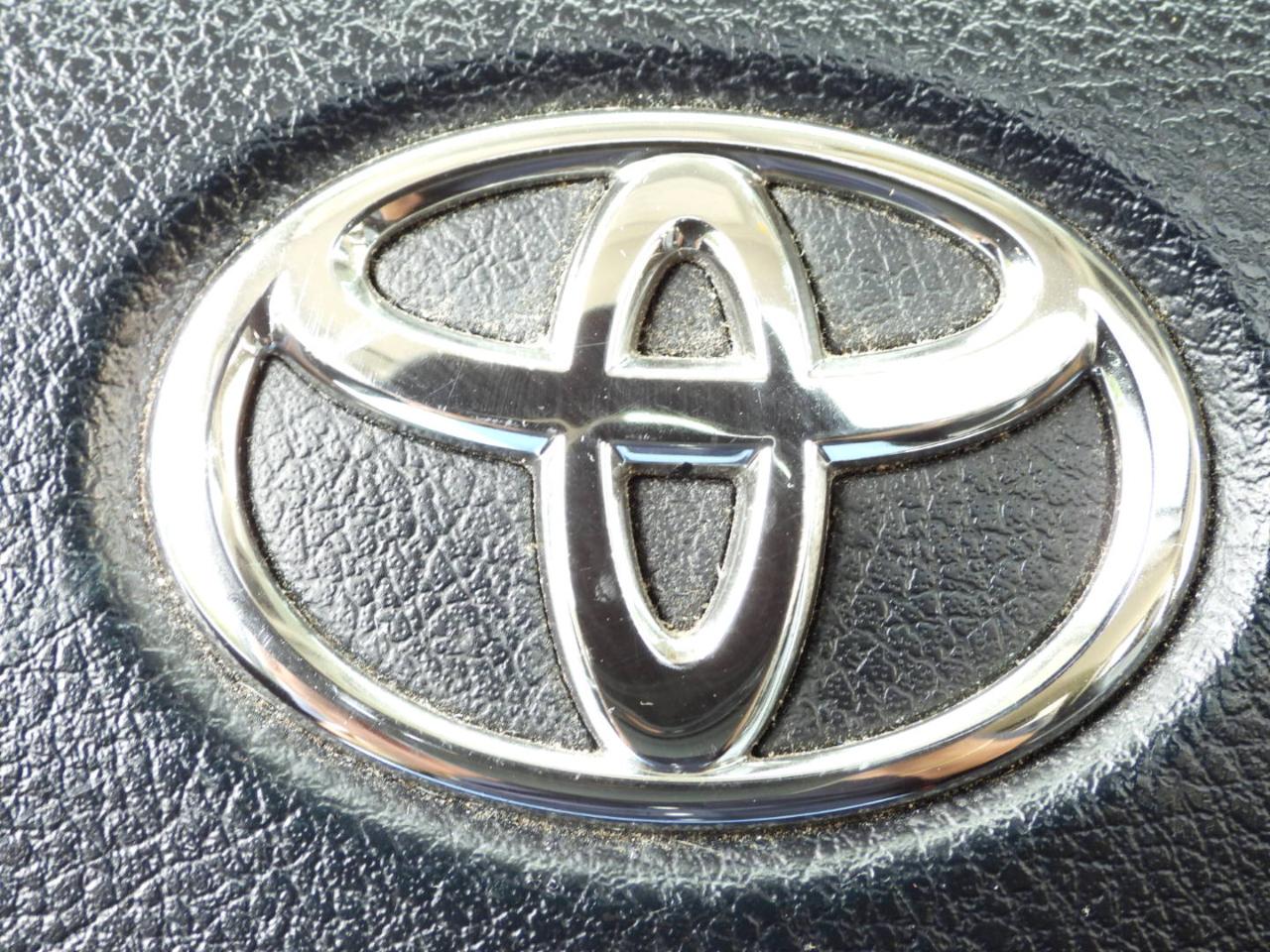 Toyota 4Runner Limited 4WD V6 2017