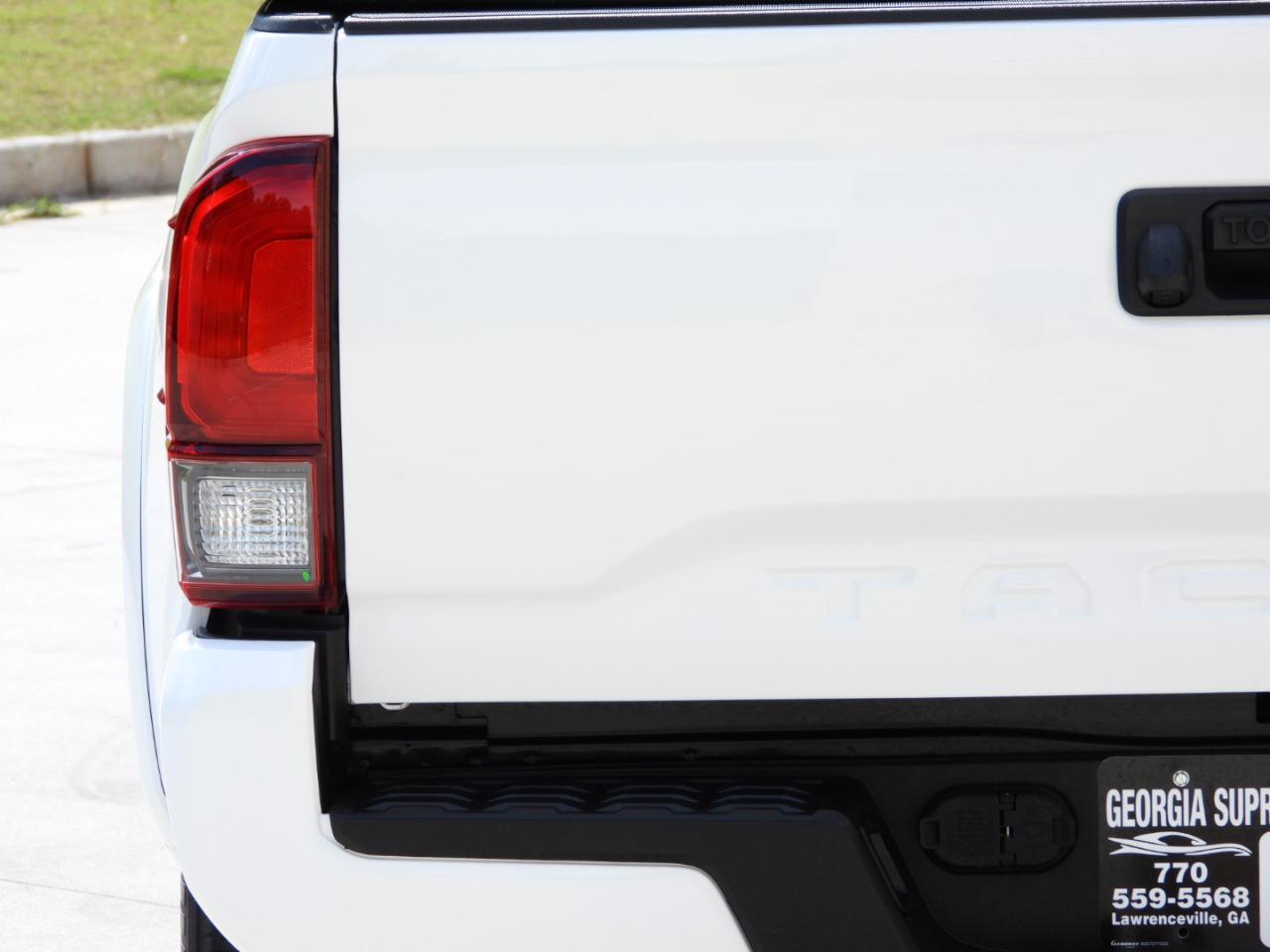 Toyota Tacoma SR5 Double Cab Long Bed V6 6AT 2WD 2022