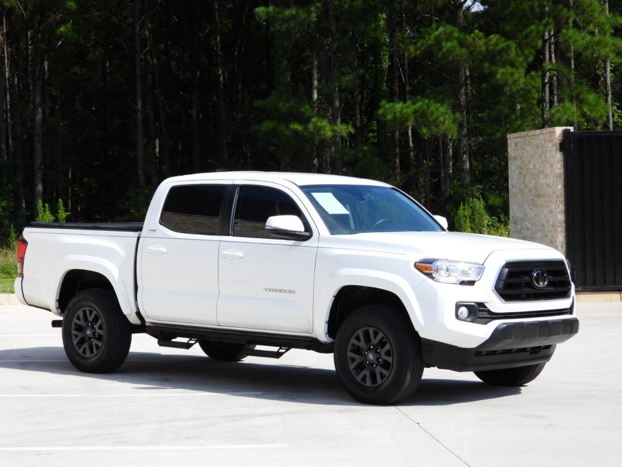 Toyota Tacoma SR5 Double Cab Long Bed V6 6AT 2WD 2022