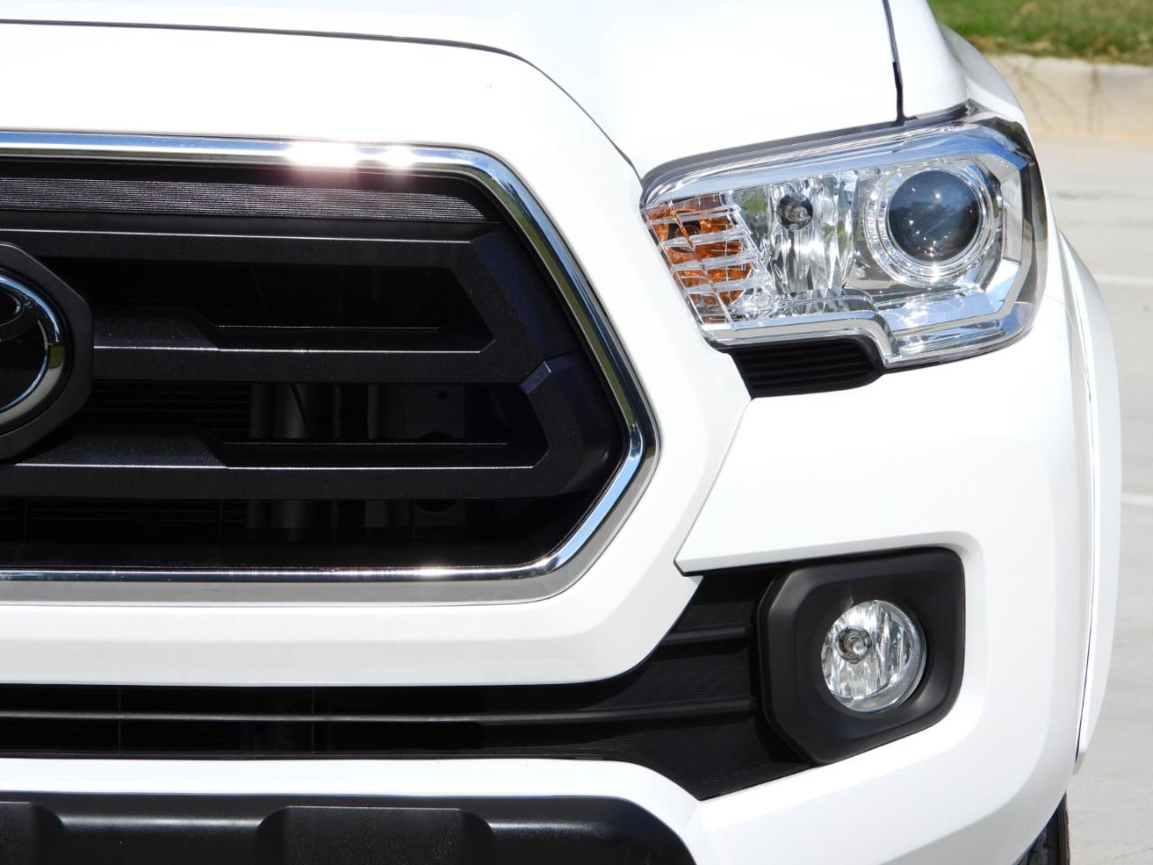Toyota Tacoma SR5 Double Cab Long Bed V6 6AT 2WD 2022