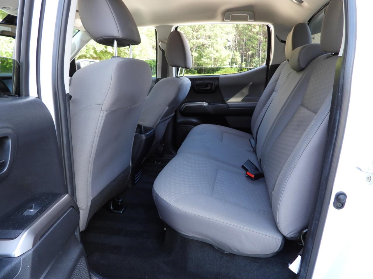 Toyota Tacoma SR5 Double Cab Long Bed V6 6AT 2WD 2022