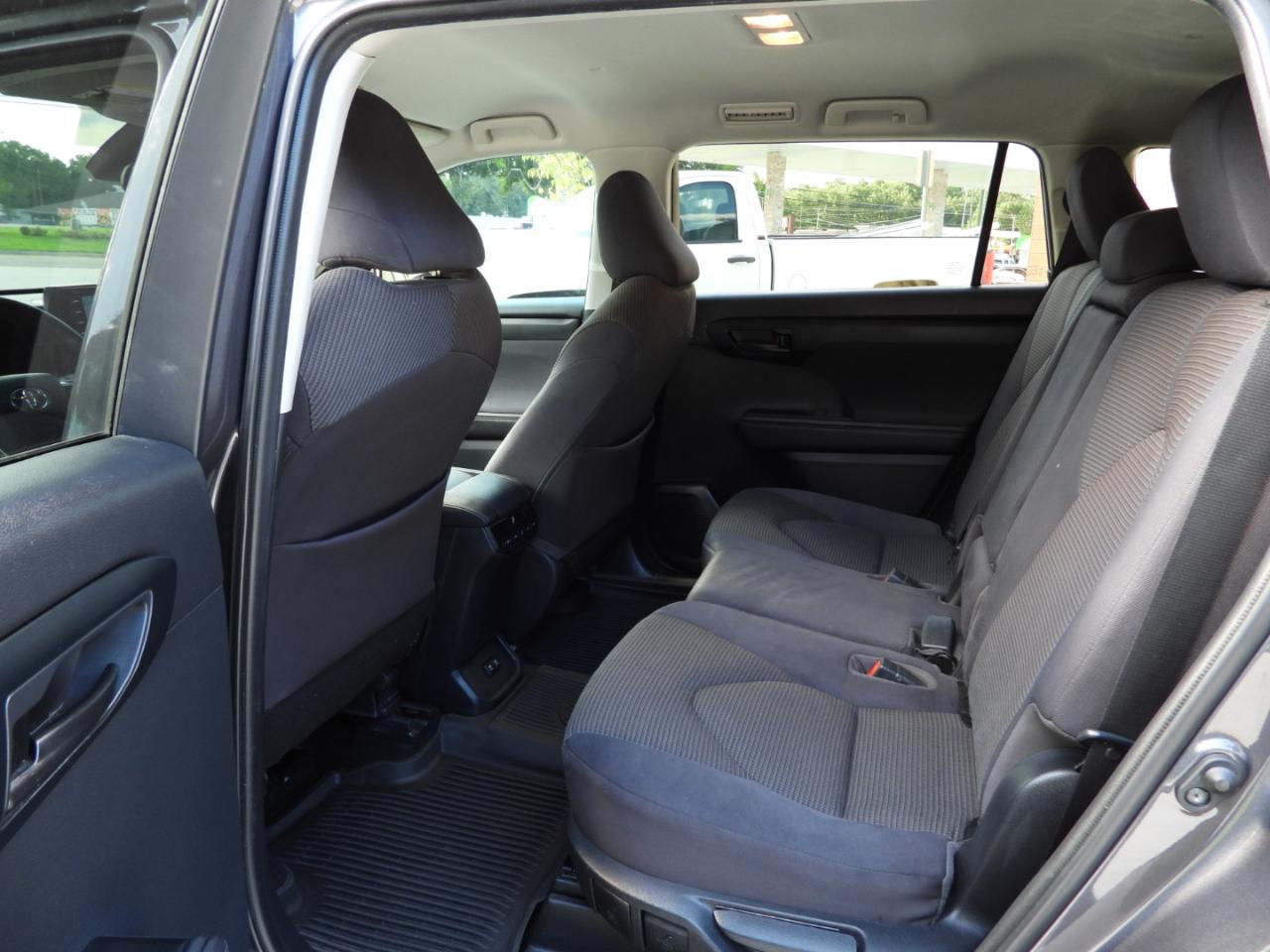 Toyota Highlander L 2020