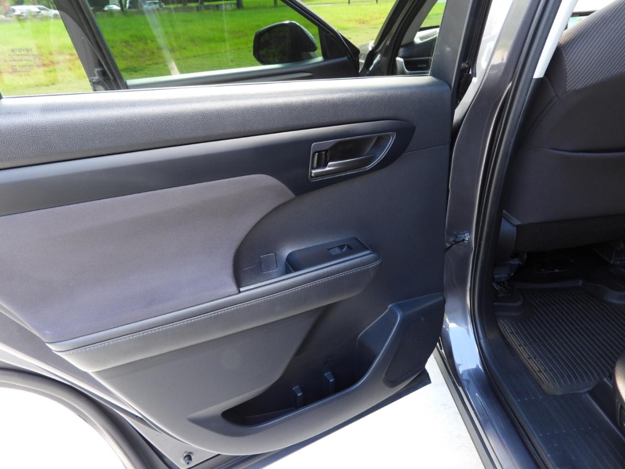 Toyota Highlander L 2020
