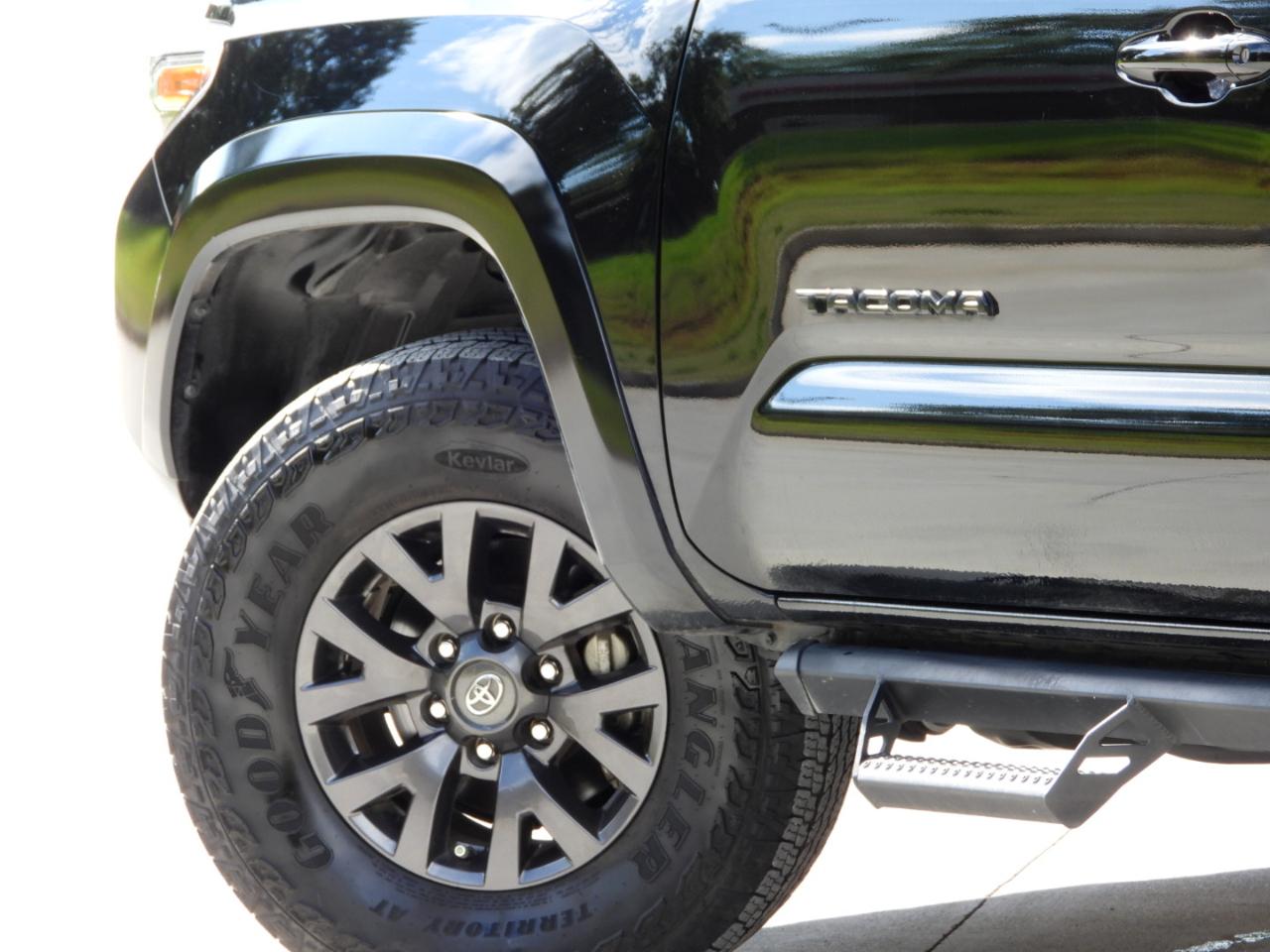 Toyota Tacoma SR5 Double Cab Long Bed V6 6AT 2WD 2022