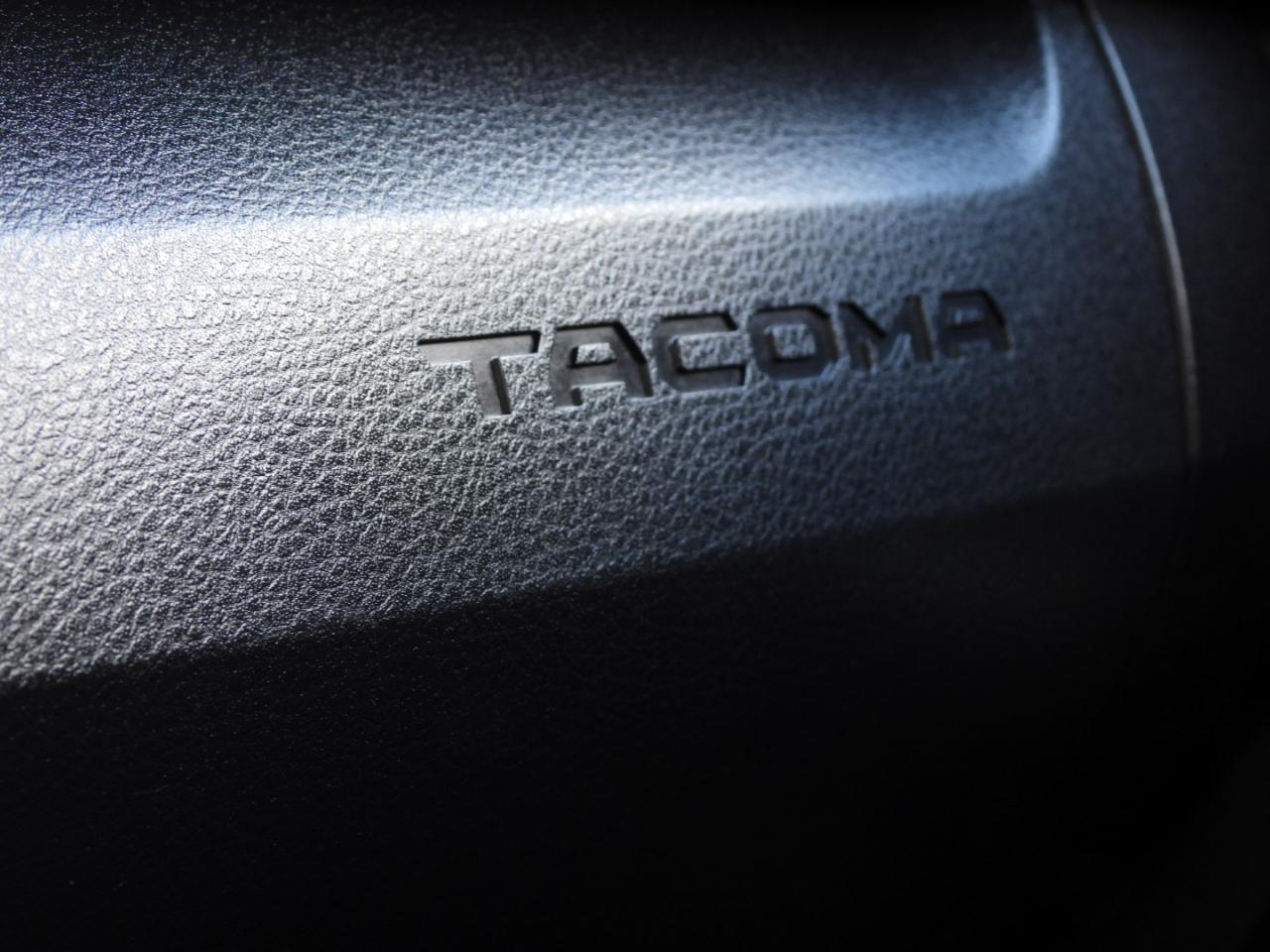 Toyota Tacoma SR5 Double Cab Long Bed V6 6AT 2WD 2022