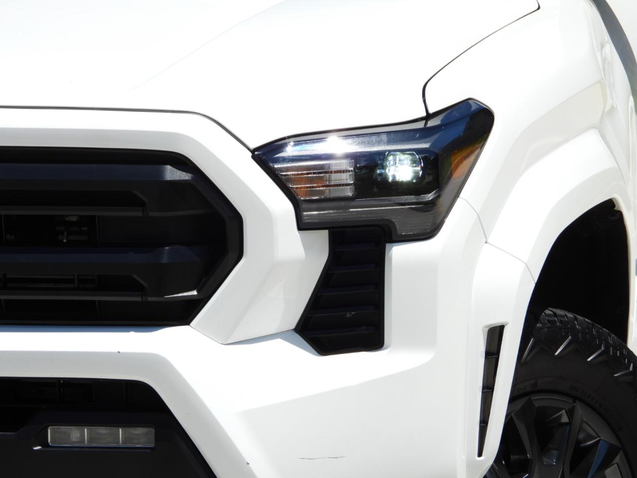 Toyota Tacoma  2025