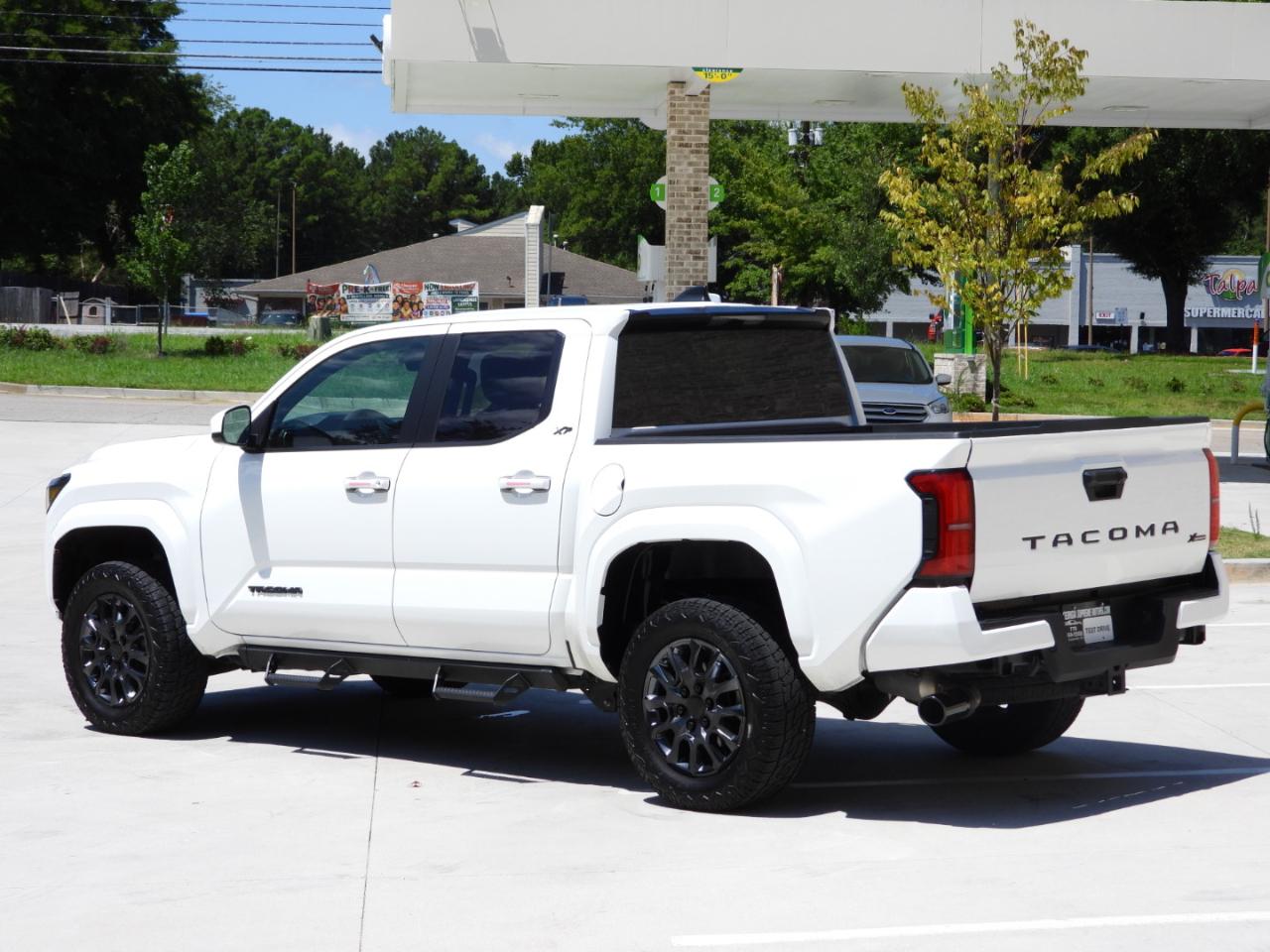Toyota Tacoma  2025