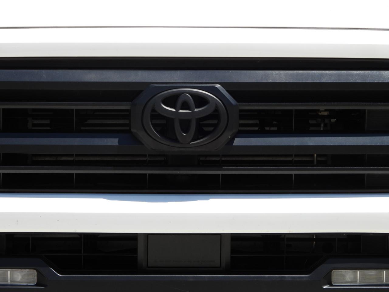 Toyota Tacoma  2025