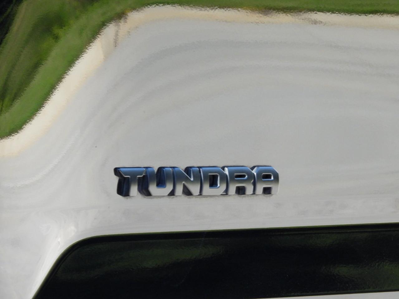 Toyota Tundra SR5 CrewMax 4WD 2023