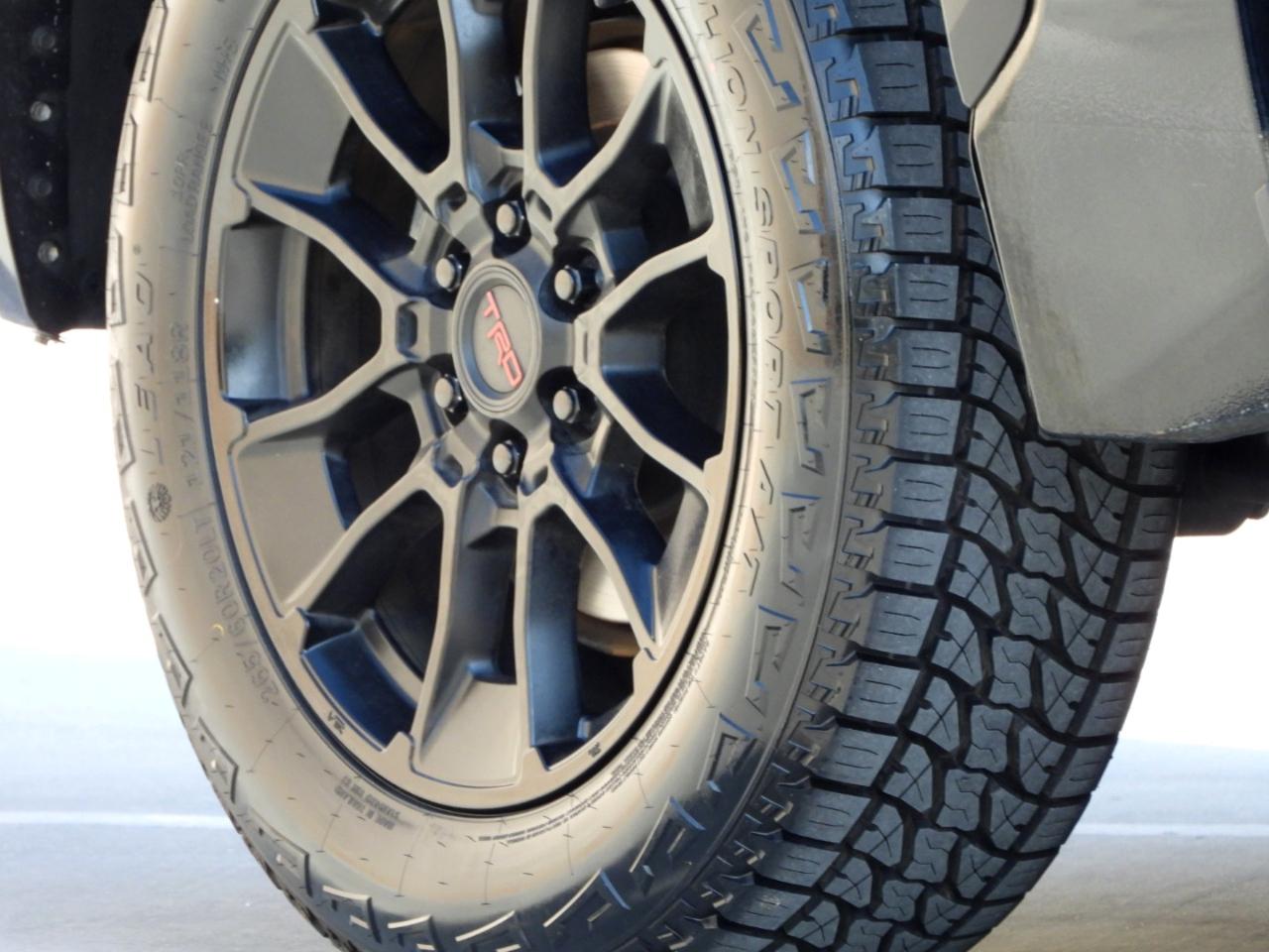 Toyota Tundra SR5 CrewMax 4WD 2023