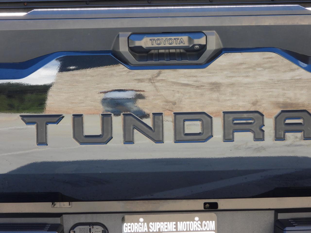 Toyota Tundra SR5 CrewMax 4WD 2023