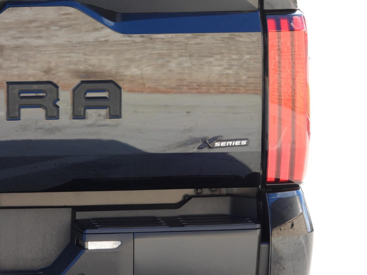 Toyota Tundra SR5 CrewMax 4WD 2023