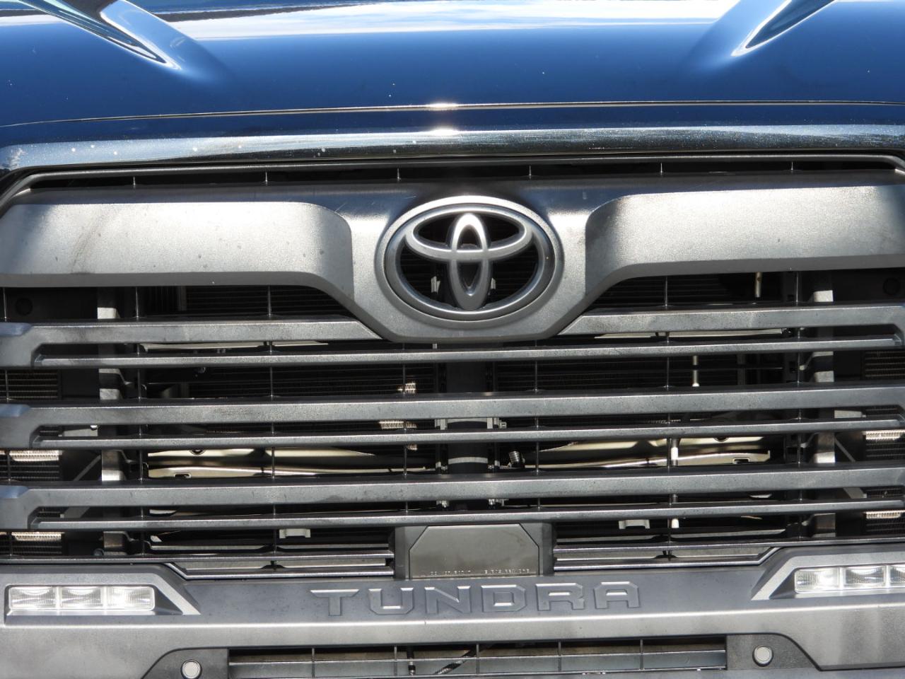 Toyota Tundra SR5 CrewMax 4WD 2023