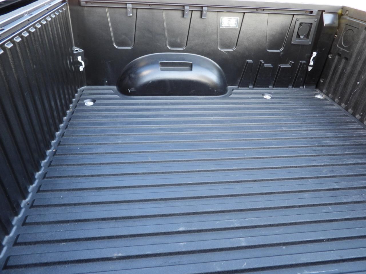Toyota Tundra SR5 CrewMax 4WD 2023