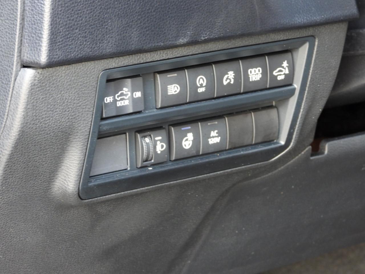 Toyota Tundra SR5 CrewMax 4WD 2023
