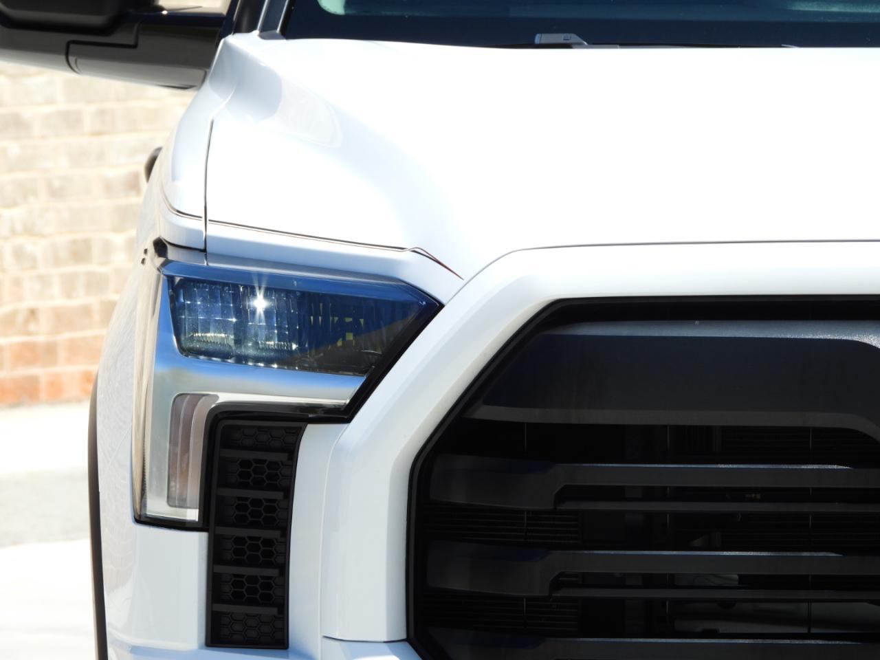 Toyota Tundra SR5 CrewMax 4WD 2024