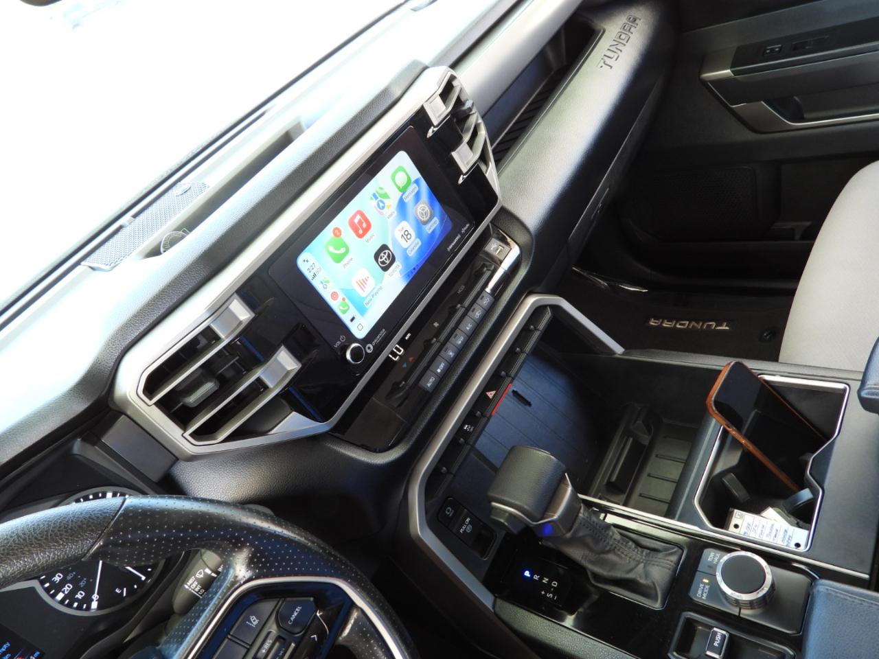 Toyota Tundra SR5 CrewMax 4WD 2024