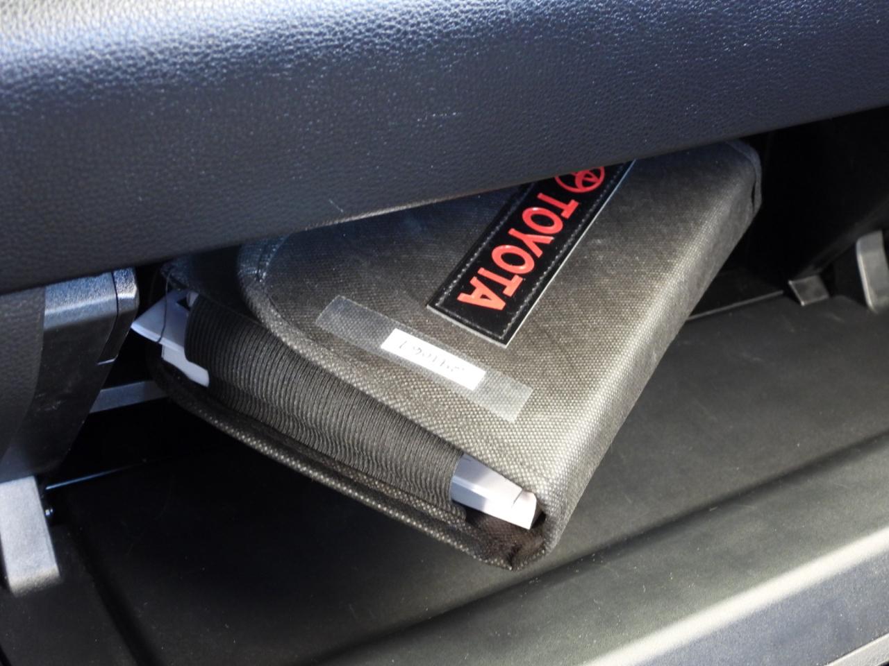 Toyota Tundra SR5 CrewMax 4WD 2024