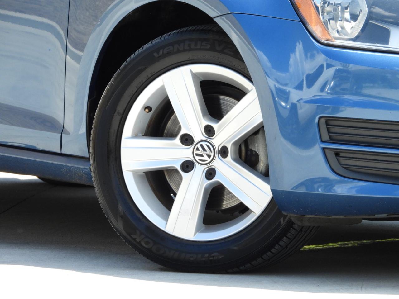 Volkswagen Golf TSI S 6A 2017