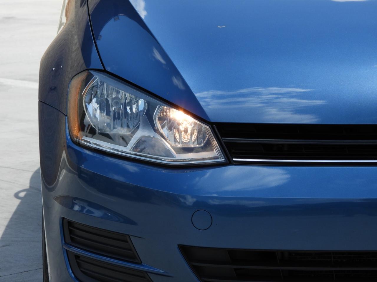 Volkswagen Golf TSI S 6A 2017