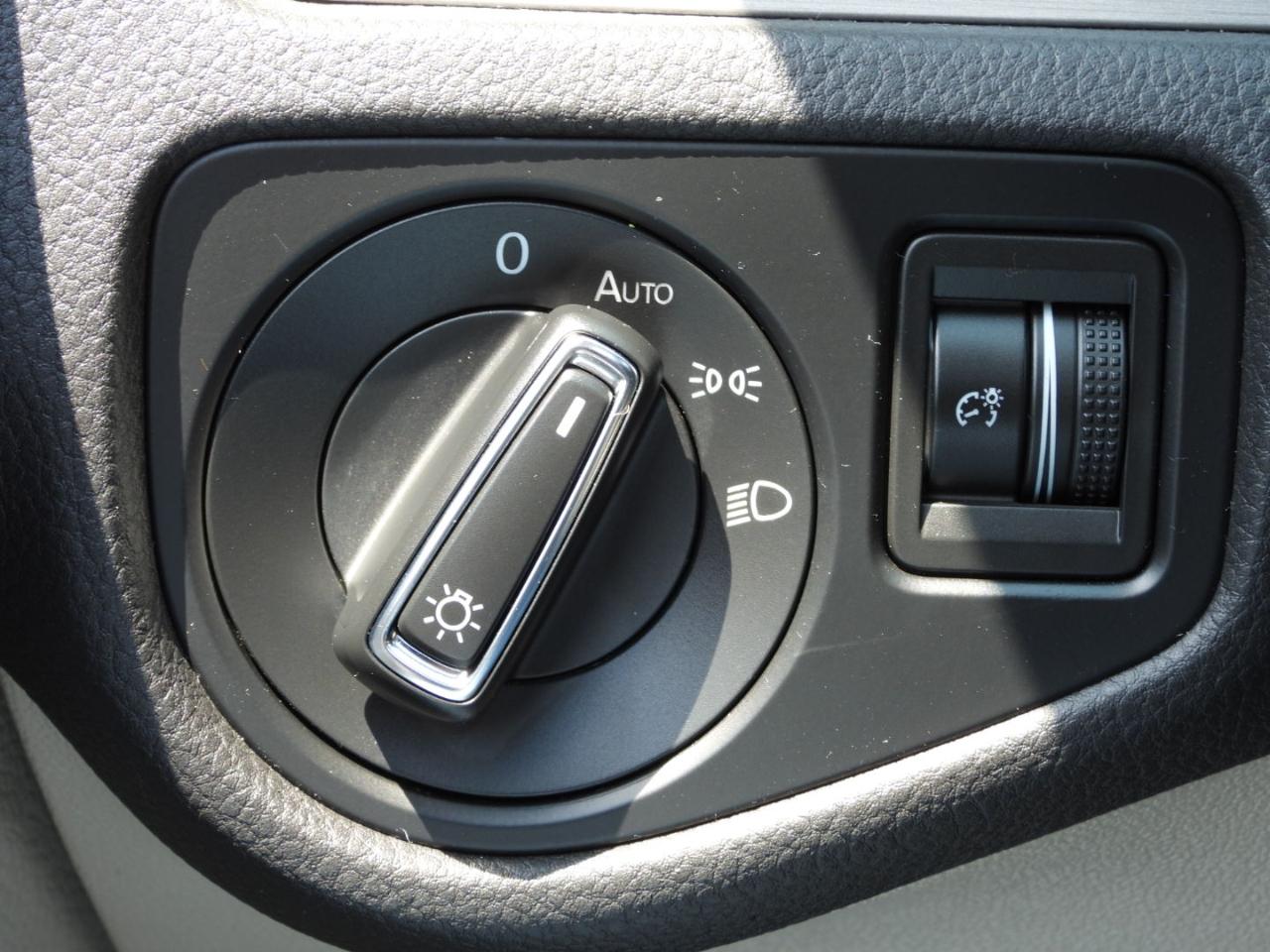 Volkswagen Golf TSI S 6A 2017