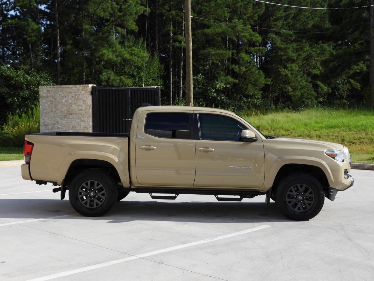 Toyota Tacoma SR5 Double Cab Long Bed V6 6AT 4WD 2020