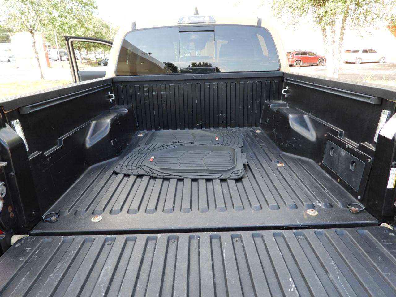 Toyota Tacoma SR5 Double Cab Long Bed V6 6AT 4WD 2020