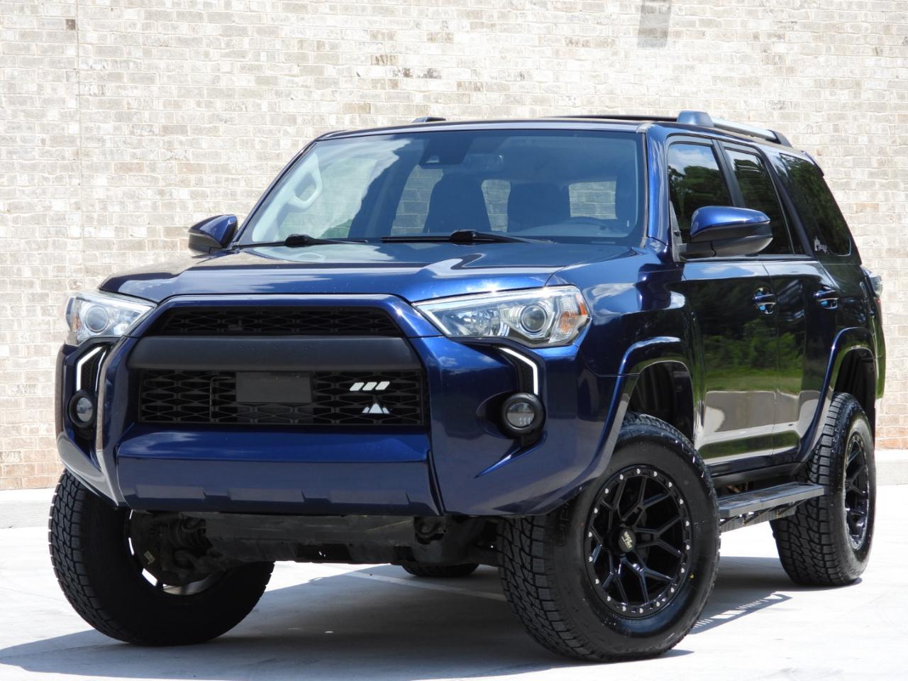 Toyota 4Runner SR5 4WD 2020