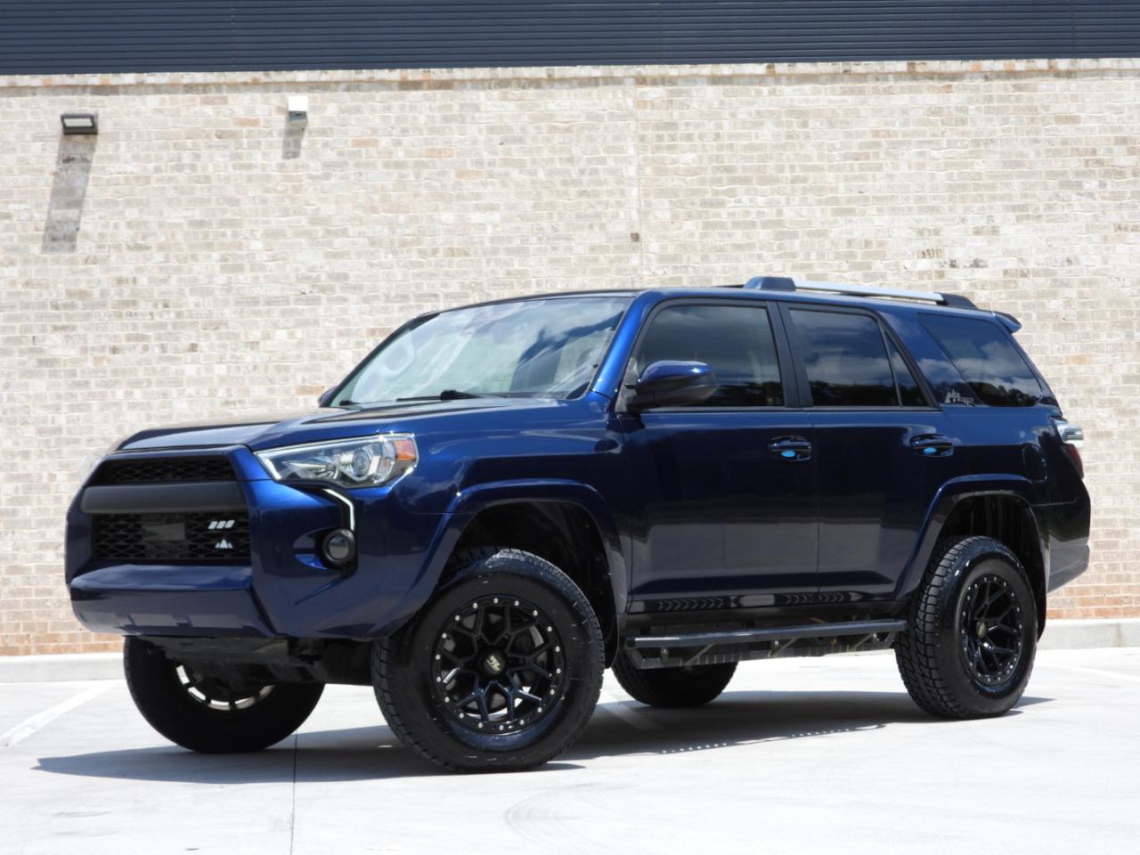 Toyota 4Runner SR5 4WD 2020