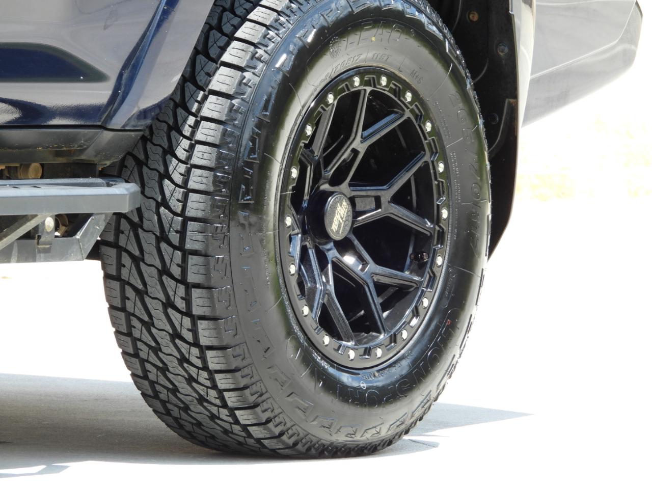 Toyota 4Runner SR5 4WD 2020