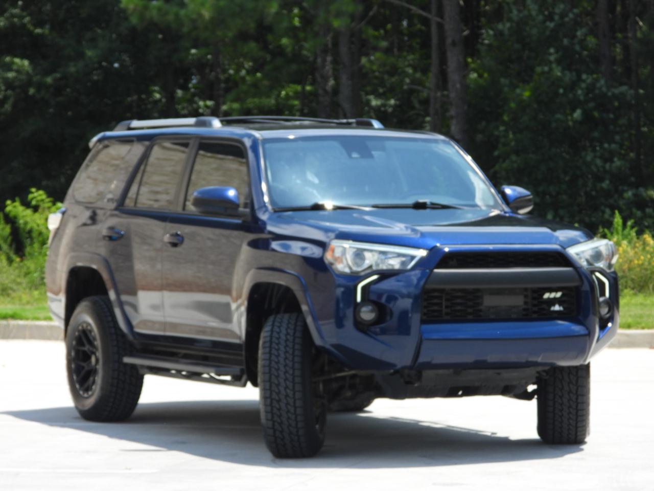 Toyota 4Runner SR5 4WD 2020