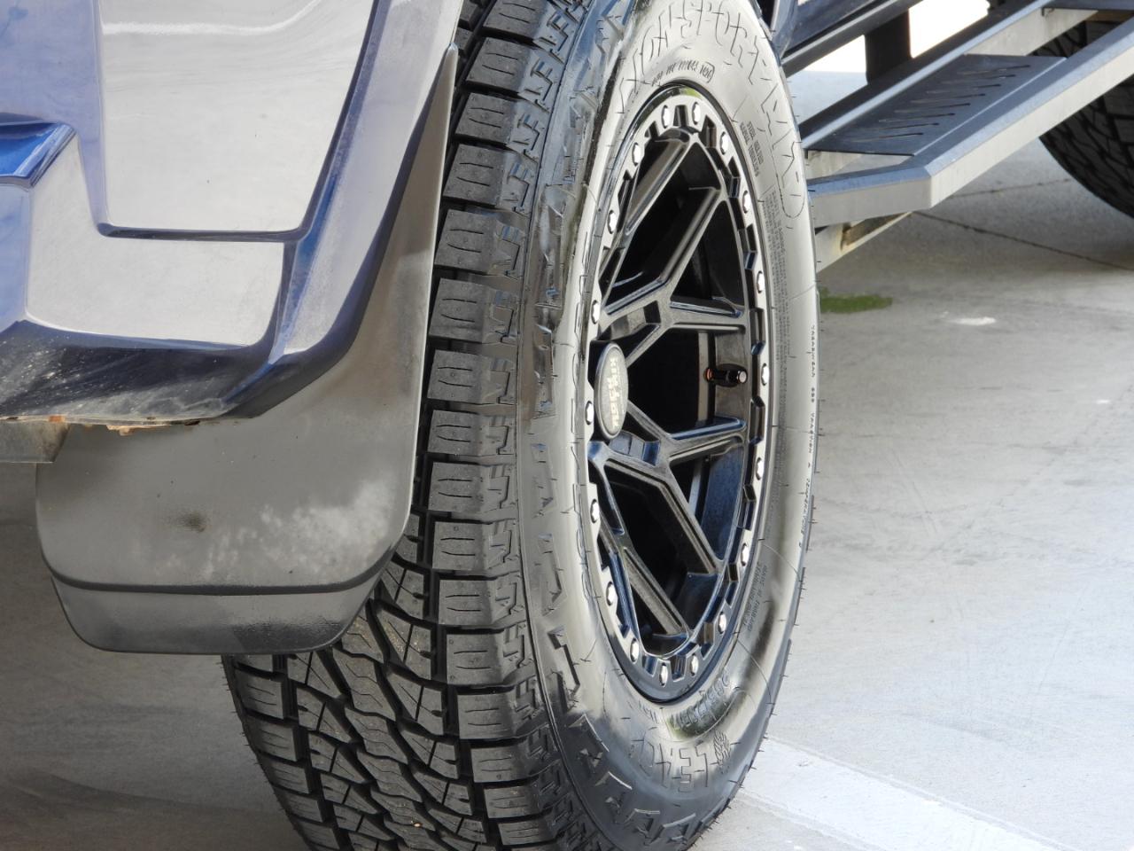Toyota 4Runner SR5 4WD 2020