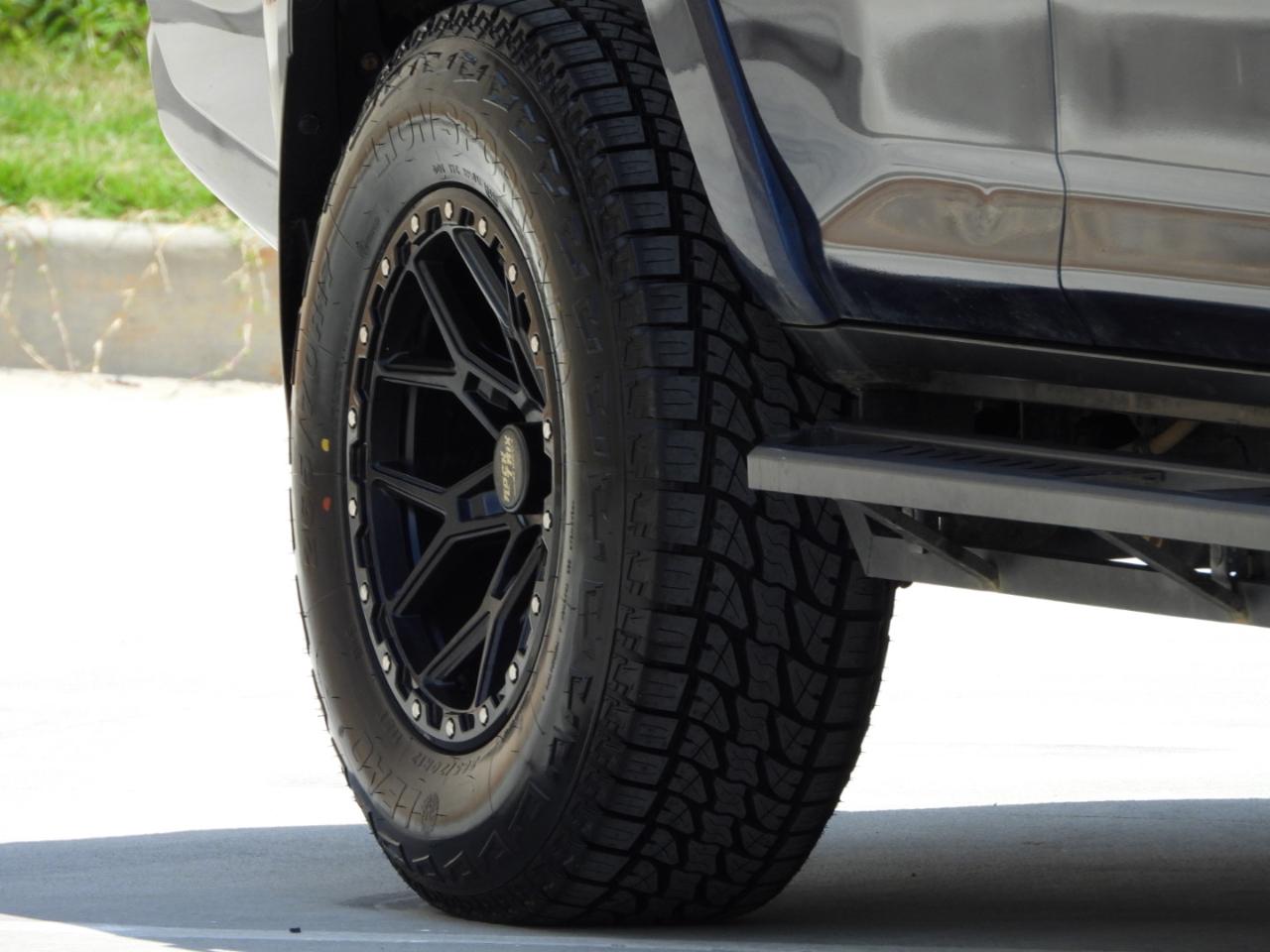 Toyota 4Runner SR5 4WD 2020