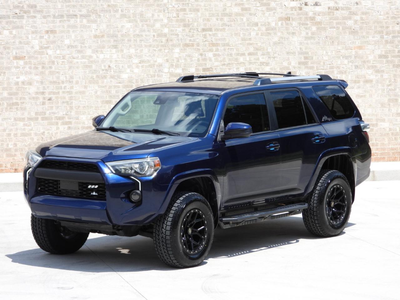 Toyota 4Runner SR5 4WD 2020