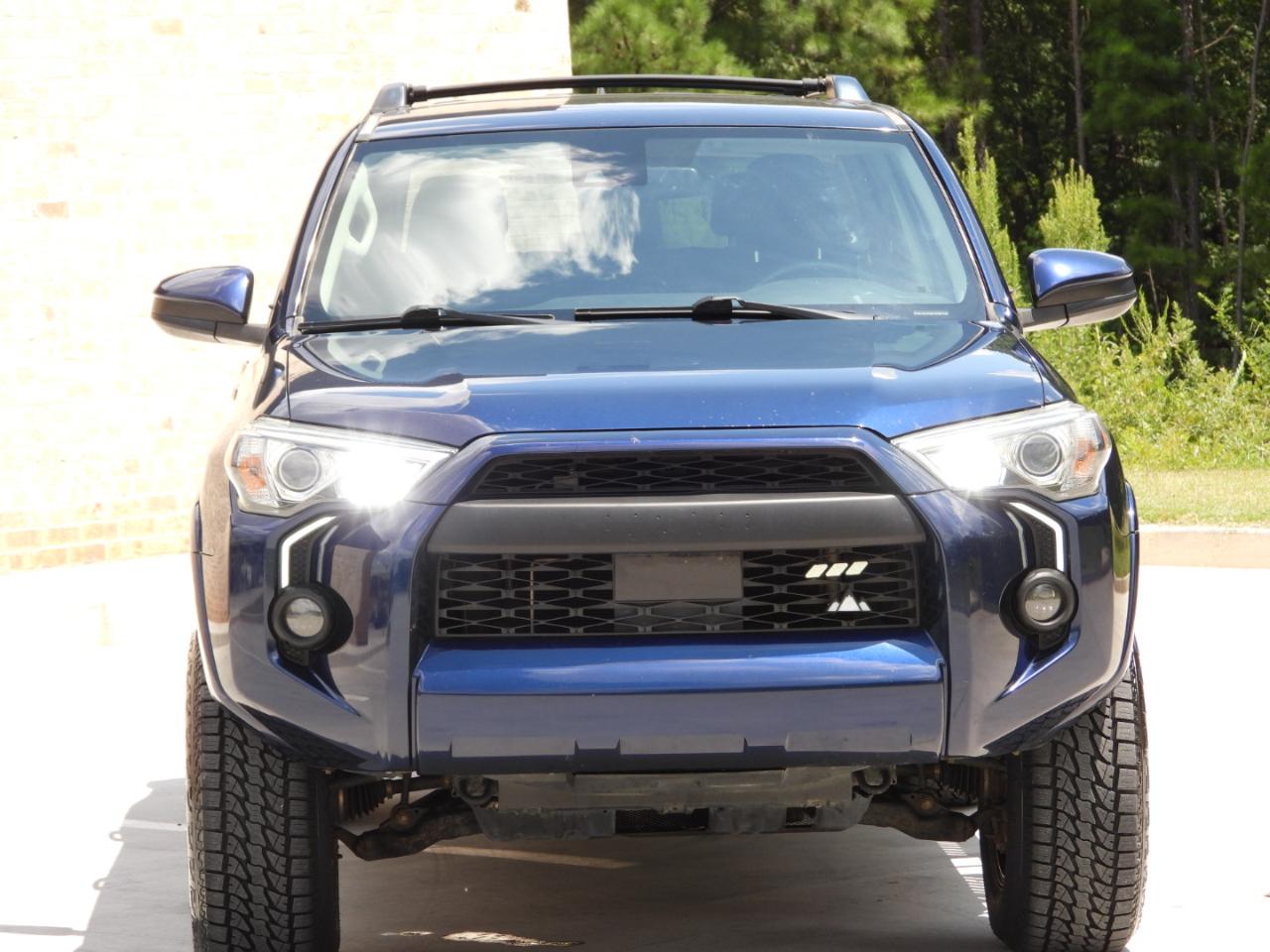 Toyota 4Runner SR5 4WD 2020