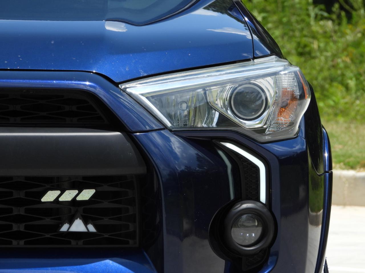 Toyota 4Runner SR5 4WD 2020