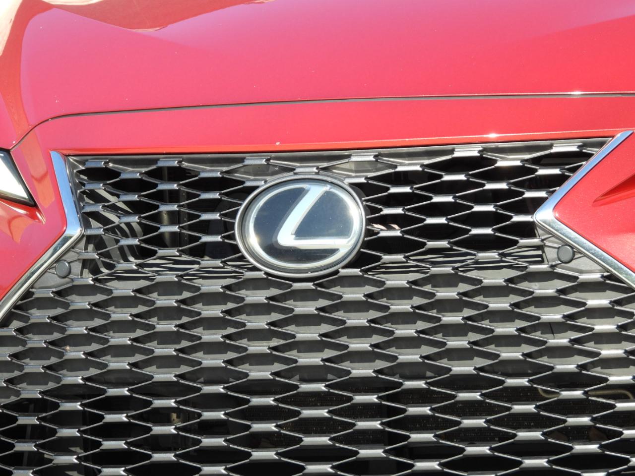 Lexus IS 300 RWD 2023