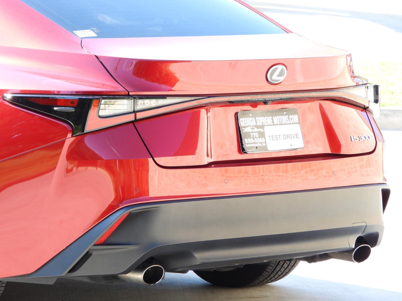 Lexus IS 300 RWD 2023
