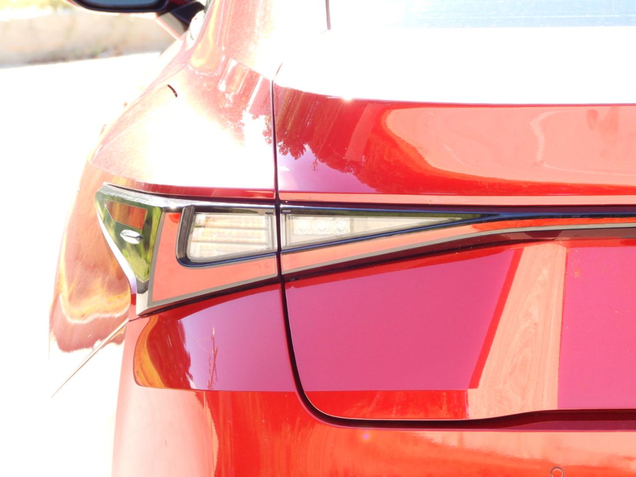 Lexus IS 300 RWD 2023