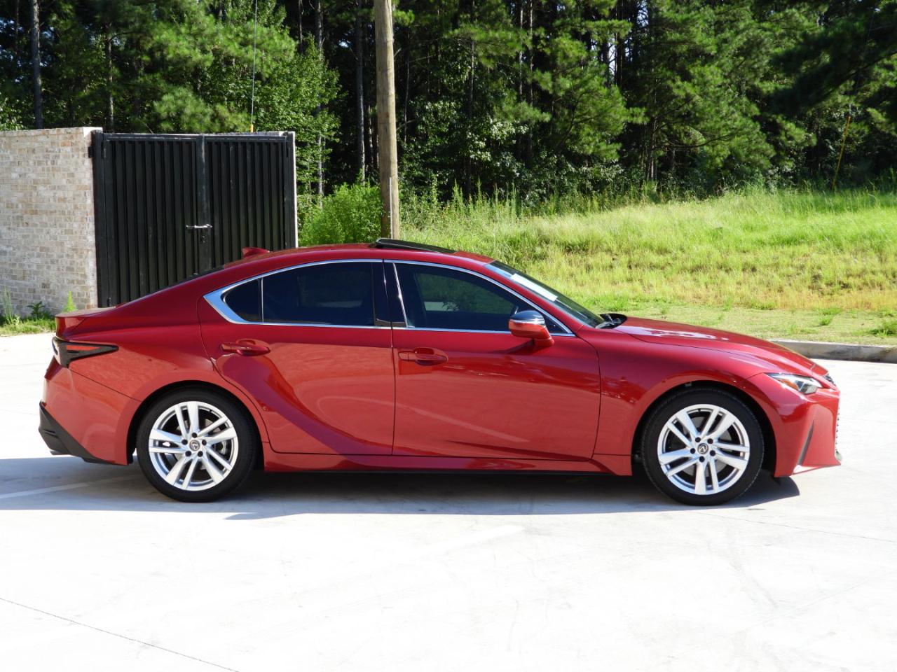 Lexus IS 300 RWD 2023