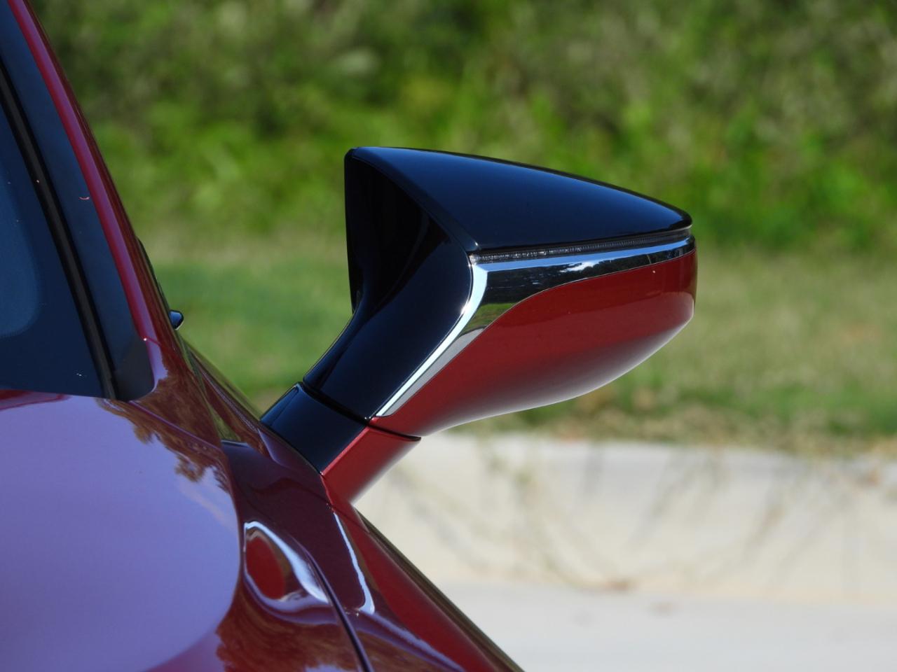 Lexus IS 300 RWD 2023