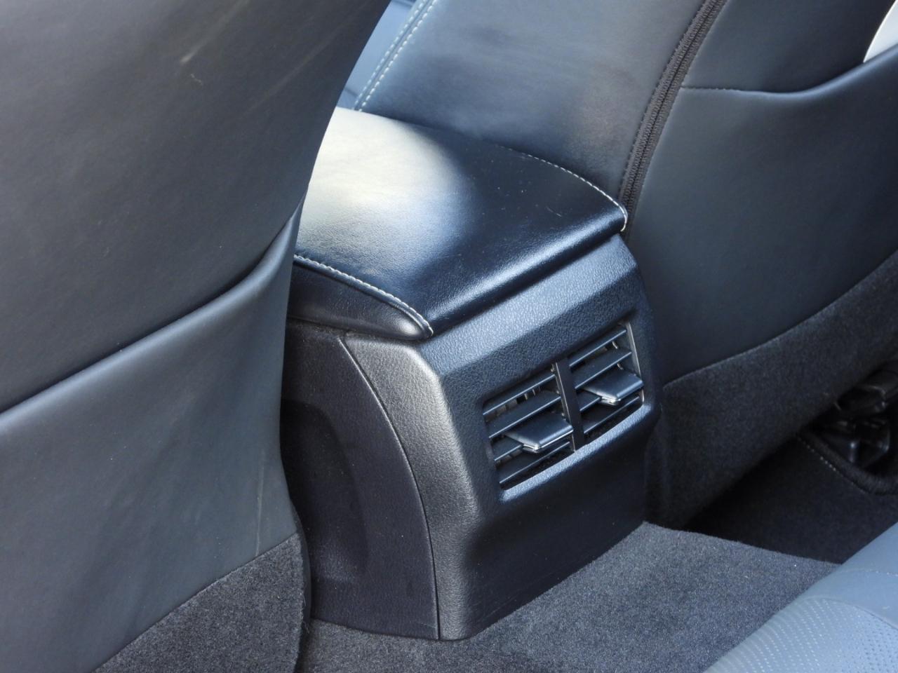 Lexus IS 300 RWD 2023