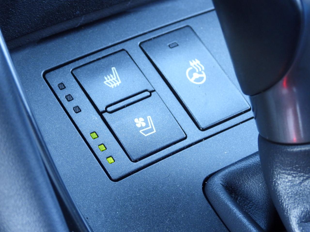 Lexus IS 300 RWD 2023