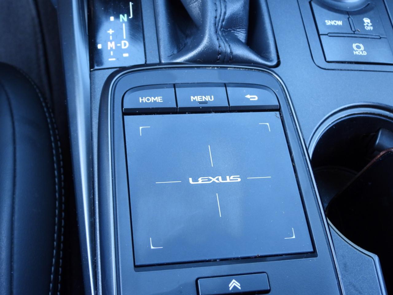 Lexus IS 300 RWD 2023