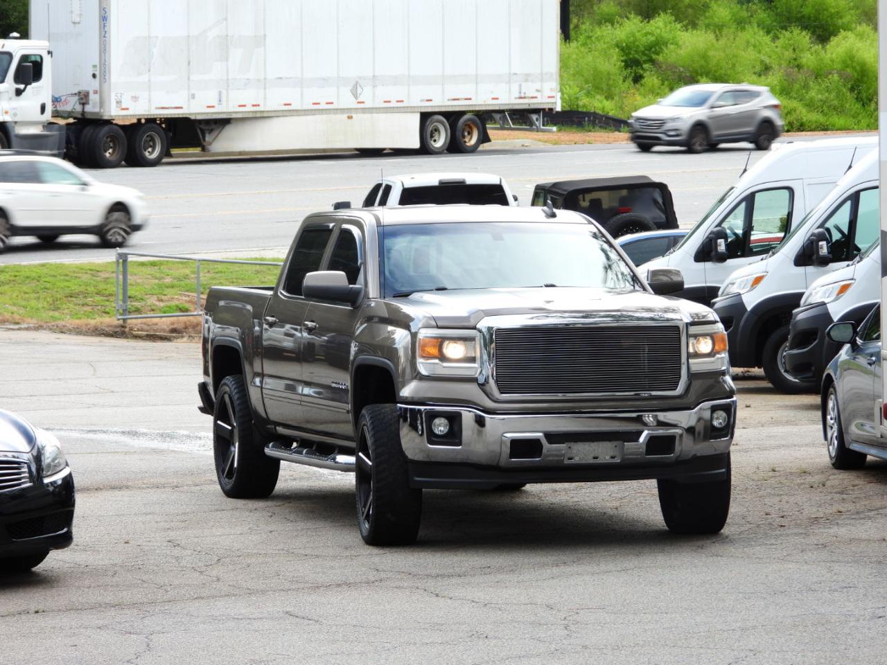 2015 GMC Sierra 1500 SLE Crew Cab Long Box 2WD