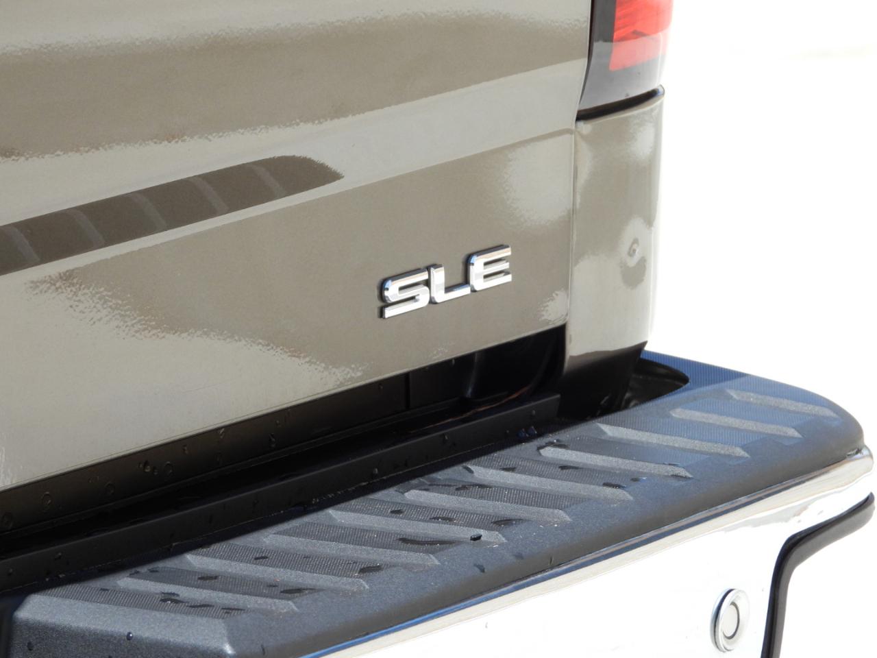 GMC Sierra 1500 SLE Crew Cab Long Box 2WD 2015