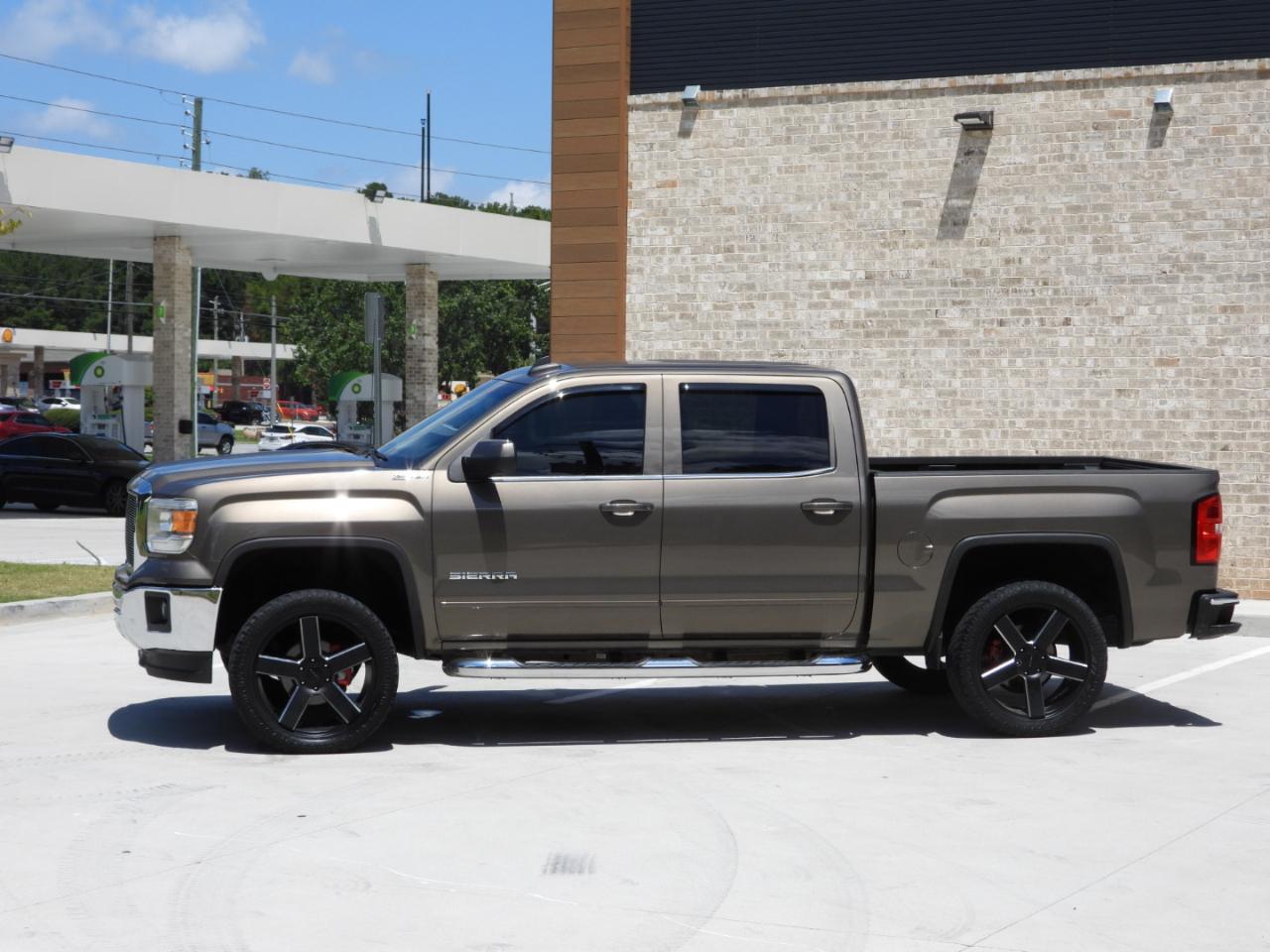 GMC Sierra 1500 SLE Crew Cab Long Box 2WD 2015