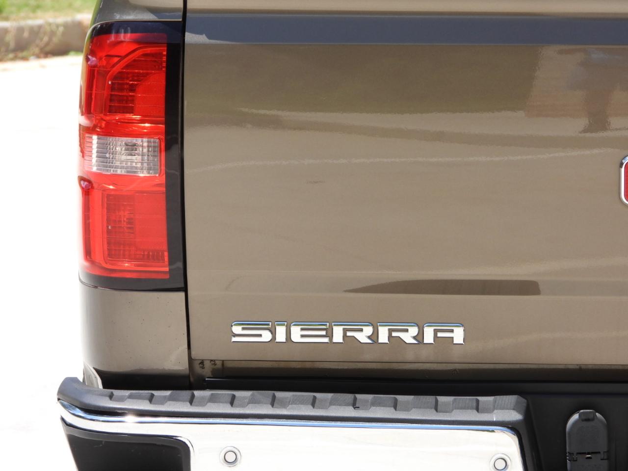 GMC Sierra 1500 SLE Crew Cab Long Box 2WD 2015